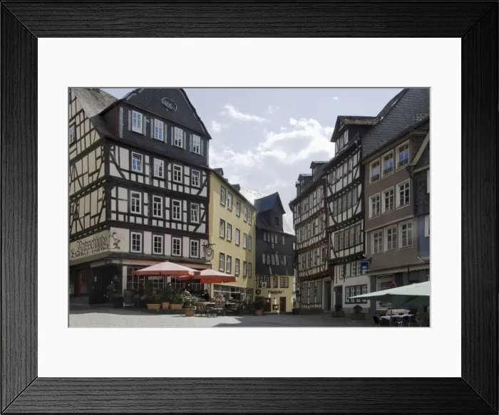 Framed Print : Medieval buildings in the Fischmarkt, Wetzlar, Hesse, High Taunus, Germany, Europe Framed Print : Medieval buildings in the Fischmarkt, Wetzlar, Hesse, High Taunus, Germany, Europe