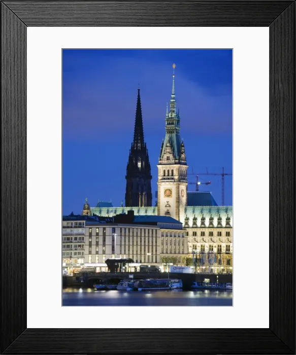 Framed Print : City illuminated at night on Lake Binnenalster, Hamburg, Germany, Europe Framed Print : City illuminated at night on Lake Binnenalster, Hamburg, Germany, Europe