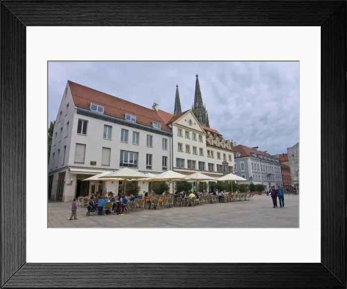 Framed Print : Street cafe on a Market Square, Regensburg, Bavaria, Germany, Europe Framed Print : Street cafe on a Market Square, Regensburg, Bavaria, Germany, Europe