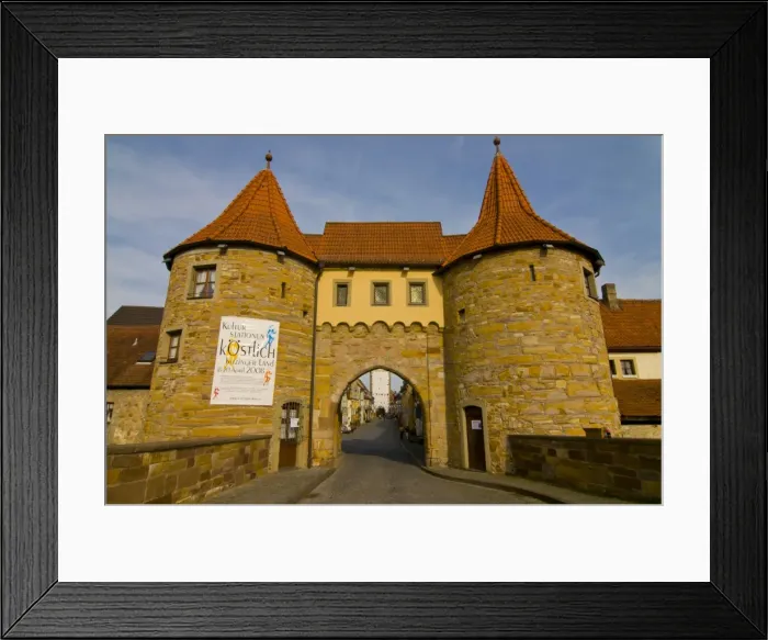 Framed Print : Old city gate of Prichsenstadt, Franconia, Bavaria, Germany, Europe Framed Print : Old city gate of Prichsenstadt, Franconia, Bavaria, Germany, Europe