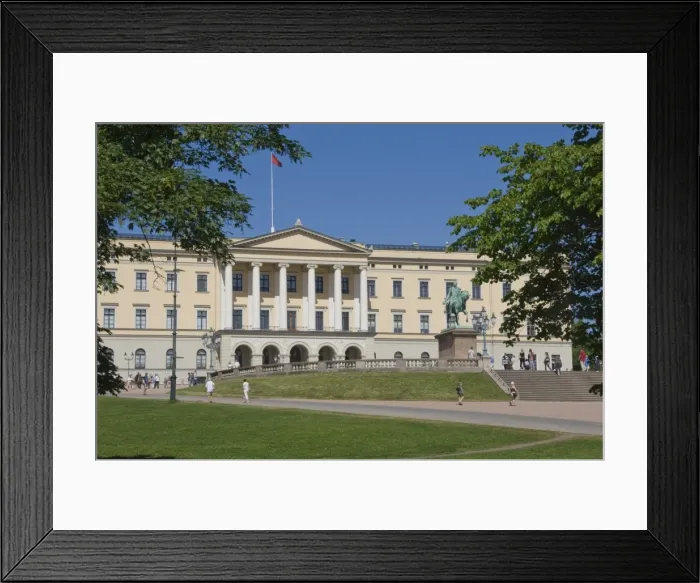 Framed Print : The Royal Palace, Oslo, Norway, Scandinavia, Europe Framed Print : The Royal Palace, Oslo, Norway, Scandinavia, Europe
