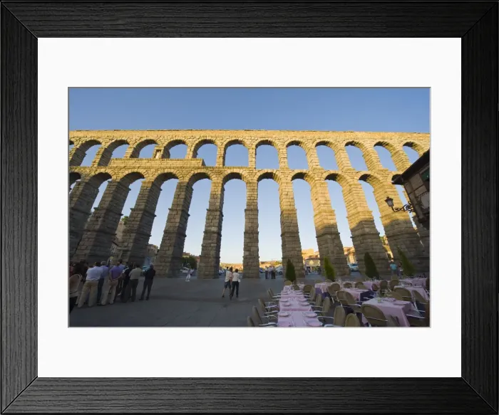 Framed Print : Restaurant under the 1st century Roman aqueduct, UNESCO World Heritage Site Framed Print : Restaurant under the 1st century Roman aqueduct, UNESCO World Heritage Site