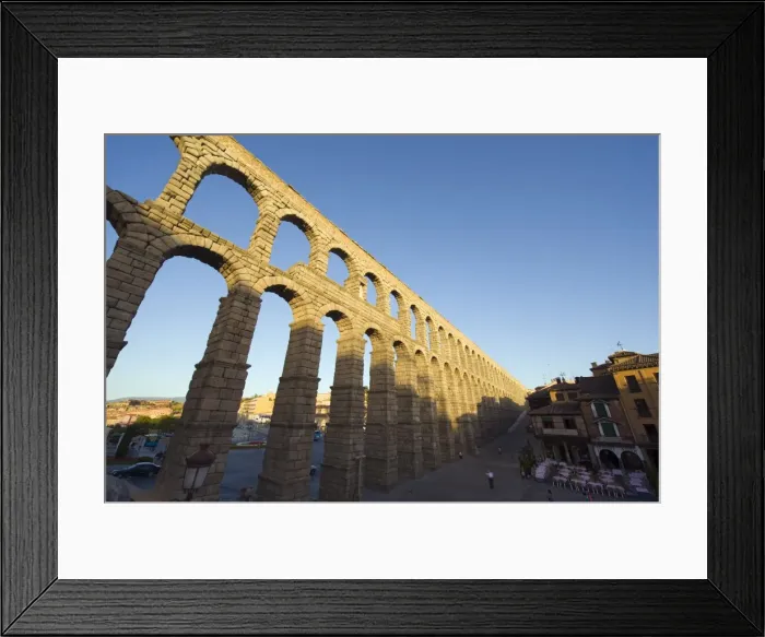 Framed Print : The 1st century Roman aqueduct, UNESCO World Heritage Site, Segovia, Madrid Framed Print : The 1st century Roman aqueduct, UNESCO World Heritage Site, Segovia, Madrid