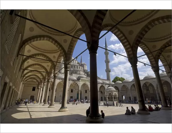 The inner courtyard, Blue Mosque (Sultan Ahmet Camii), Sultanahmet, central Istanbul
