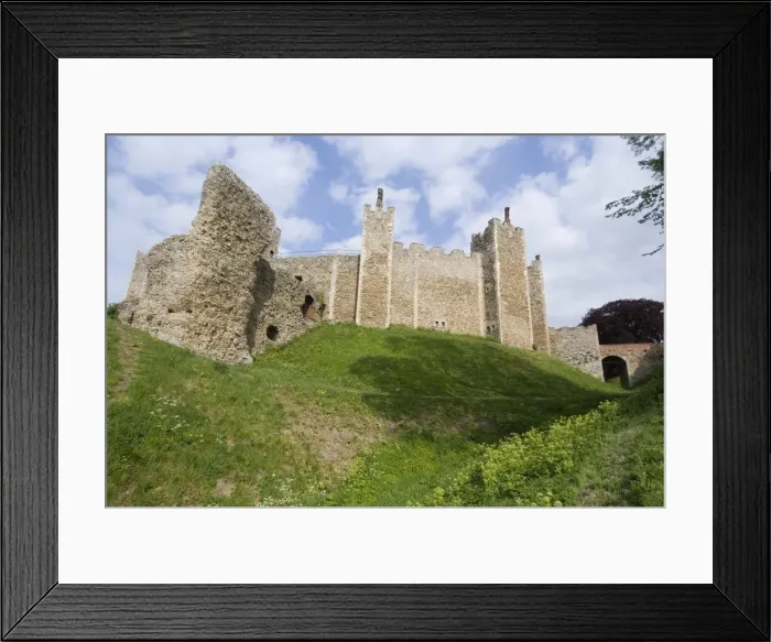 Framed Print : Framlingham Castle, a fortress dating from the 12th century, Suffolk, England Framed Print : Framlingham Castle, a fortress dating from the 12th century, Suffolk, England