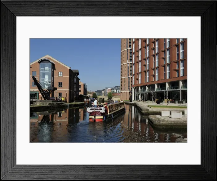 Framed Print : Canal boat entering Granary Wharf, Leeds Liverpool Canal, Leeds, West Yorkshire Framed Print : Canal boat entering Granary Wharf, Leeds Liverpool Canal, Leeds, West Yorkshire
