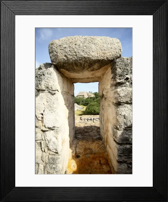 Framed Print : A temple atop the Oval Palace, Ek Balam, Yucatan, Mexico, North America Framed Print : A temple atop the Oval Palace, Ek Balam, Yucatan, Mexico, North America