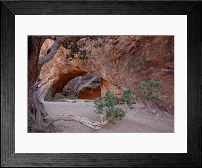 Framed Print : Navajo Arch, Arches National Park, Utah, United States of America, North America Framed Print : Navajo Arch, Arches National Park, Utah, United States of America, North America