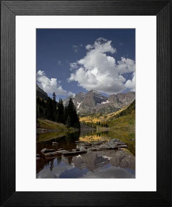 Framed Print : Maroon Bells reflected in Maroon Lake with fall color, White River National Forest Framed Print : Maroon Bells reflected in Maroon Lake with fall color, White River National Forest