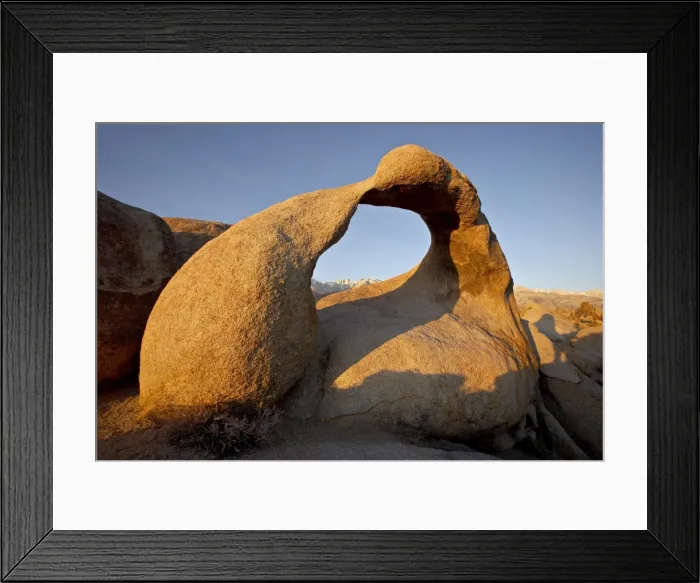 Framed Print : Mobius Arch framing Mt. Whitney at dawn, Alabama Hills, Inyo National Forest Framed Print : Mobius Arch framing Mt. Whitney at dawn, Alabama Hills, Inyo National Forest