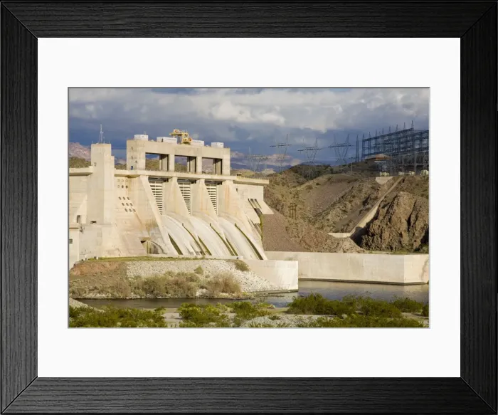 Framed Print : Davis Dam on the Colorado River near Bullhead City, Arizona, United States of America Framed Print : Davis Dam on the Colorado River near Bullhead City, Arizona, United States of America
