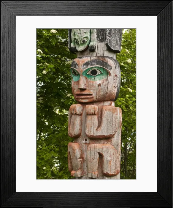 Framed Print : Totem at Cheif Shakes Tribal House, historic site, Wrangell, Southeast Alaska