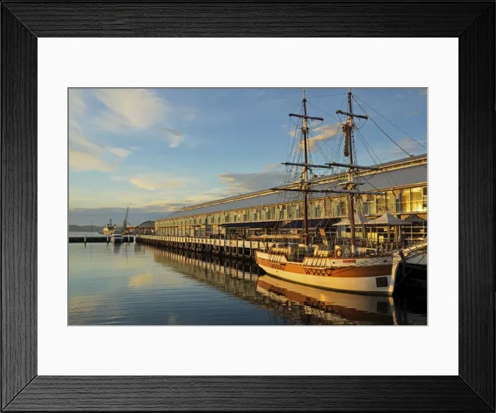 Framed Print : Sullivans Cove, Hobart, Tasmania, Australia, Pacific Framed Print : Sullivans Cove, Hobart, Tasmania, Australia, Pacific