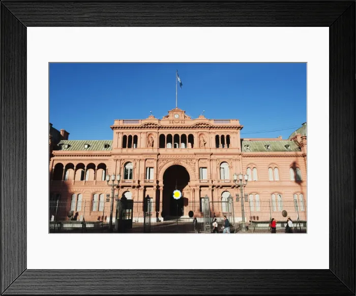 Framed Print : Casa Rosada, in Plaza de Mayo, Buenos Aires, Argentina, South America Framed Print : Casa Rosada, in Plaza de Mayo, Buenos Aires, Argentina, South America