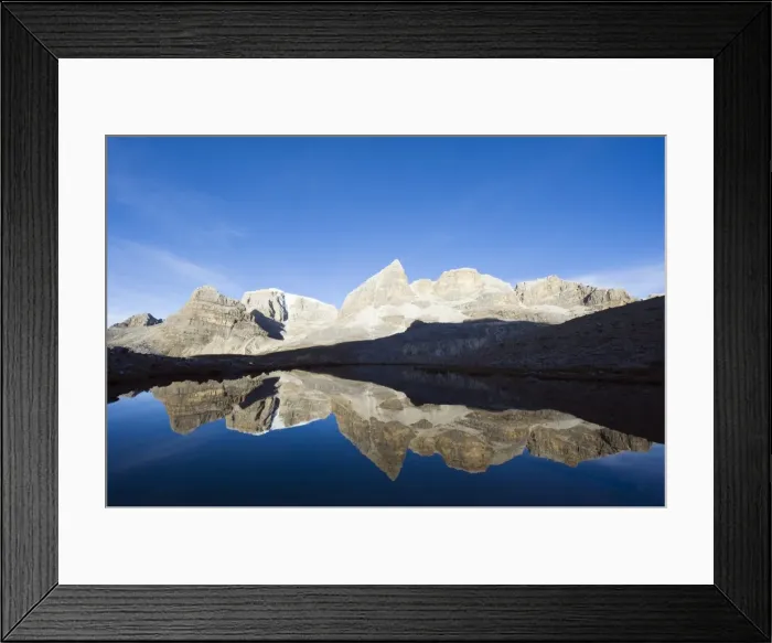 Framed Print : Reflection of mountains in Laguna de la Plaza, El Cocuy National Park, Colombia Framed Print : Reflection of mountains in Laguna de la Plaza, El Cocuy National Park, Colombia