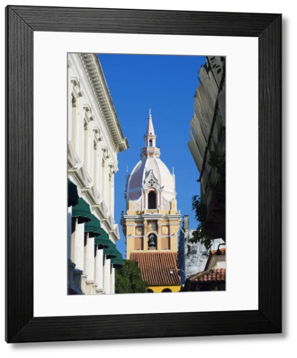 Framed Print : The 16th century Cathedral, Old Town, UNESCO World Heritage Site, Cartagena Framed Print : The 16th century Cathedral, Old Town, UNESCO World Heritage Site, Cartagena