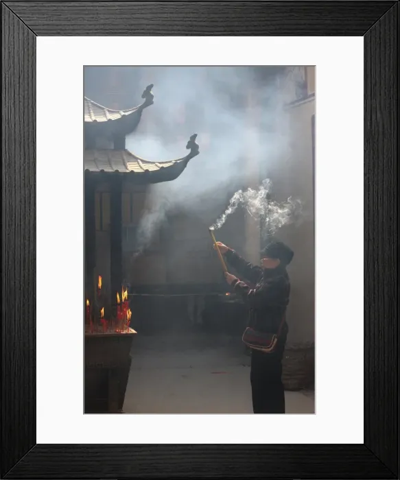 Framed Print : Worshipper, Kun Iam Temple, Macau, China, Asia Framed Print : Worshipper, Kun Iam Temple, Macau, China, Asia