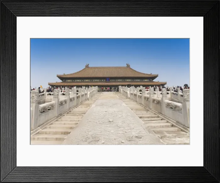 Framed Print : Hall of Supreme Harmony (Tai He Dian), with stone dragon marble carving leading up to the hall Framed Print : Hall of Supreme Harmony (Tai He Dian), with stone dragon marble carving leading up to the hall