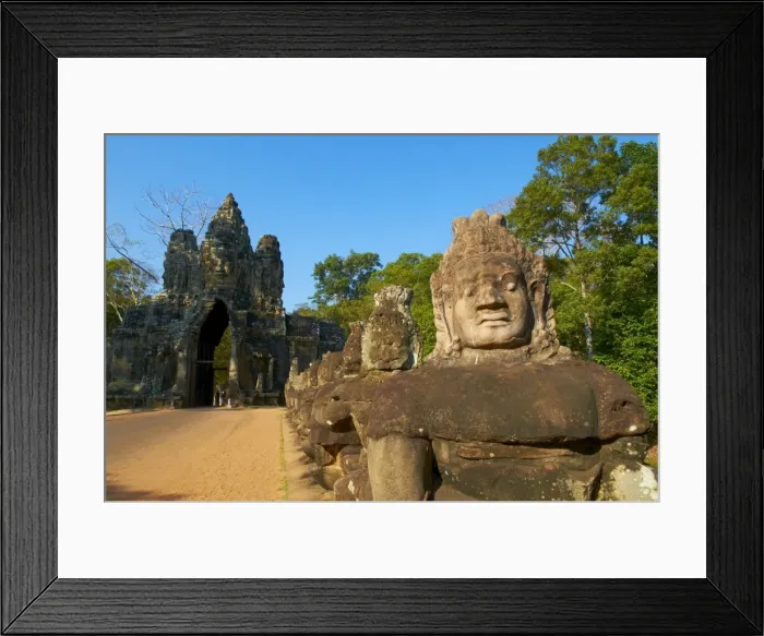 Framed Print : Statues of giants holding the sacred naga, South Entry Gate, Angkor Thom Framed Print : Statues of giants holding the sacred naga, South Entry Gate, Angkor Thom
