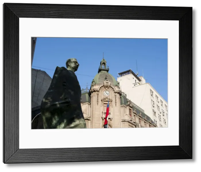 Framed Print : Statue of Salvador Allende in Plaza de la Constitution, Santiago, Chile, South America Framed Print : Statue of Salvador Allende in Plaza de la Constitution, Santiago, Chile, South America