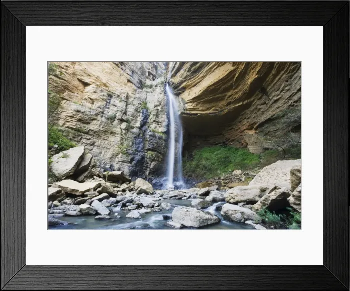 Framed Print : El Hayal Waterfall, Santa Sofia, near Villa de Leyva, Colombia, South America Framed Print : El Hayal Waterfall, Santa Sofia, near Villa de Leyva, Colombia, South America