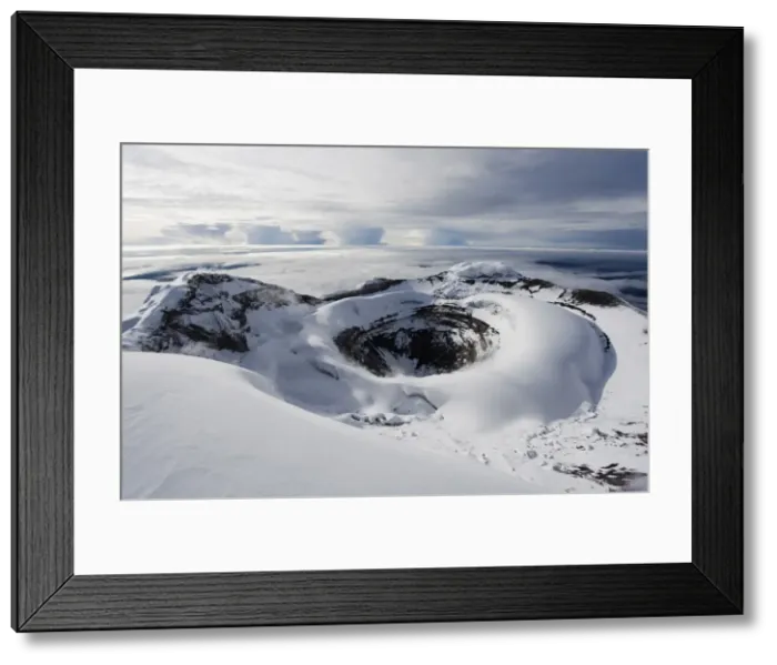Framed Print : Summit crater, Volcan Cotopaxi, 5897m, the highest active volcano in the world Framed Print : Summit crater, Volcan Cotopaxi, 5897m, the highest active volcano in the world