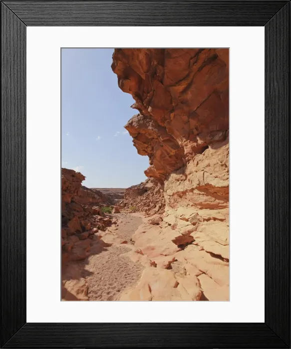 Framed Print : Erosion helps form stunning formations in the red rocks of the Coloured Canyon Framed Print : Erosion helps form stunning formations in the red rocks of the Coloured Canyon