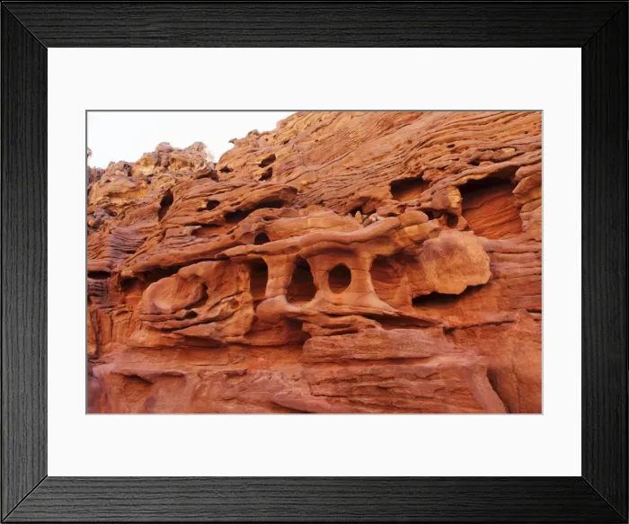 Framed Print : Erosion forms stunning formations in the rocks of the Coloured Canyon, Sinai South Framed Print : Erosion forms stunning formations in the rocks of the Coloured Canyon, Sinai South