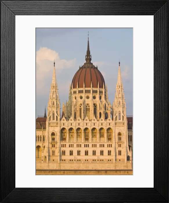 Framed Print : The neo-gothic Hungarian Parliament building, designed by Imre Steindl Framed Print : The neo-gothic Hungarian Parliament building, designed by Imre Steindl