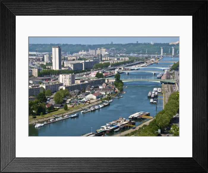 Framed Print : Panorama, with Lacroix Island, Seine River, bridges and boats, seen from St Framed Print : Panorama, with Lacroix Island, Seine River, bridges and boats, seen from St