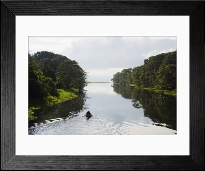 Framed Print : Boat on Lago de Yojoa, Lake Yojoa, Honduras, Central America Framed Print : Boat on Lago de Yojoa, Lake Yojoa, Honduras, Central America