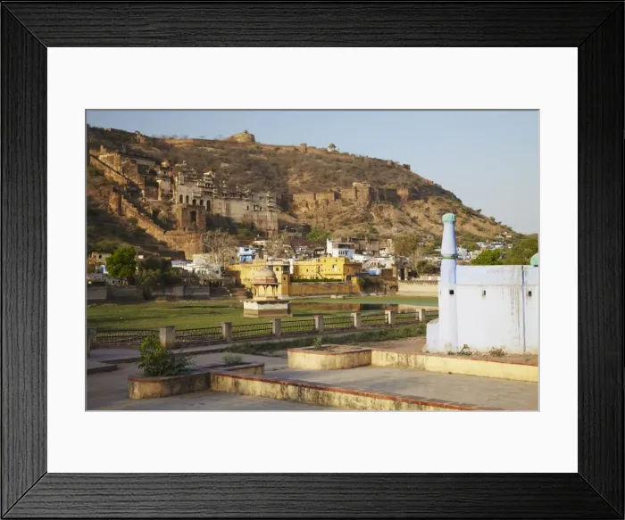 Framed Print : Bundi Palace and Taragarh (Star Fort), Bundi, Rajasthan, India, Asia Framed Print : Bundi Palace and Taragarh (Star Fort), Bundi, Rajasthan, India, Asia