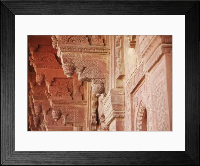 Framed Print : Carvings on Birbal Bhavan, Fatehpur Sikri, UNESCO World Heritage Site, Uttar Pradesh Framed Print : Carvings on Birbal Bhavan, Fatehpur Sikri, UNESCO World Heritage Site, Uttar Pradesh