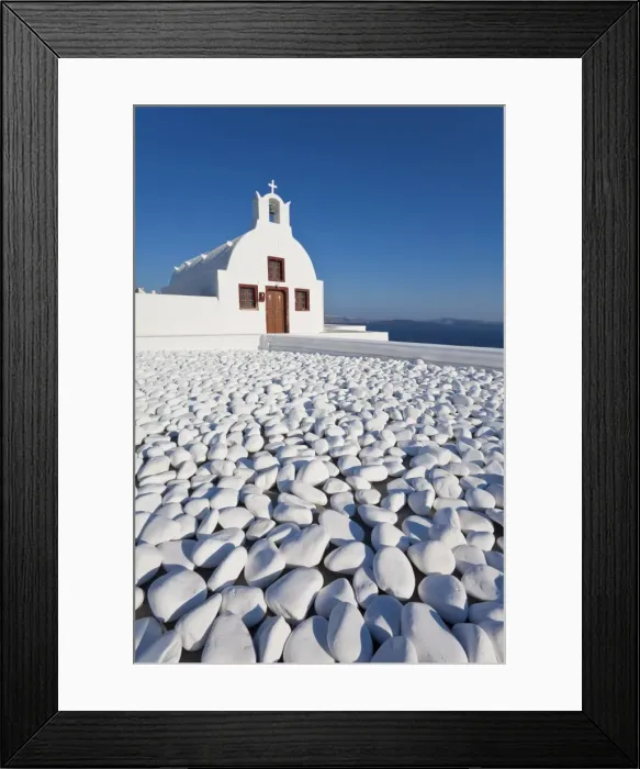 Framed Print : Church overlooking Aegean Sea in the village of Oia, Santorini (Thira) Framed Print : Church overlooking Aegean Sea in the village of Oia, Santorini (Thira)