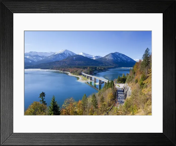 Framed Print : Road bridge over Lake Sylvenstein, with mountains in the background, Bavaria Framed Print : Road bridge over Lake Sylvenstein, with mountains in the background, Bavaria