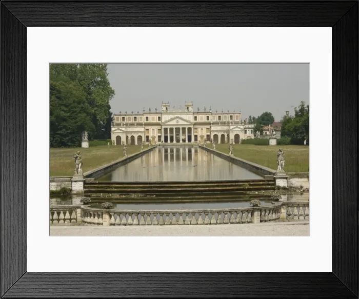 Framed Print : The long pond and the annexe of the 18th century Villa Pisano at Stra, Riviera du Brenta Framed Print : The long pond and the annexe of the 18th century Villa Pisano at Stra, Riviera du Brenta