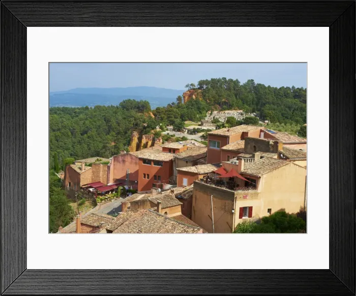 Framed Print : Roussillon village, Luberon, Vaucluse, Provence, France, Europe Framed Print : Roussillon village, Luberon, Vaucluse, Provence, France, Europe