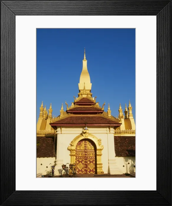Framed Print : Pha That Luang, symbol of the Laos sovereignty, Buddhist religion and the city of Vientiane Framed Print : Pha That Luang, symbol of the Laos sovereignty, Buddhist religion and the city of Vientiane