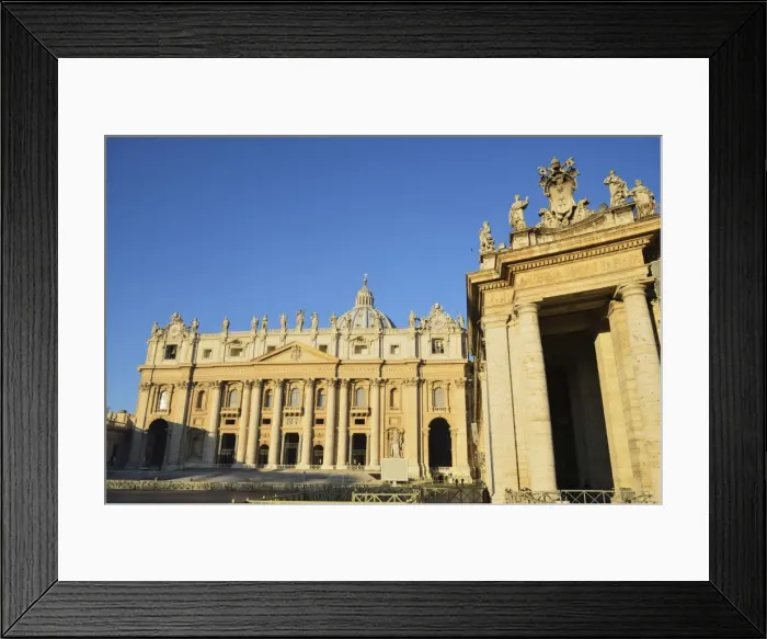 Framed Print : St. Peters Basilica, Piazza San Pietro (St. Peters Square), Vatican City Framed Print : St. Peters Basilica, Piazza San Pietro (St. Peters Square), Vatican City