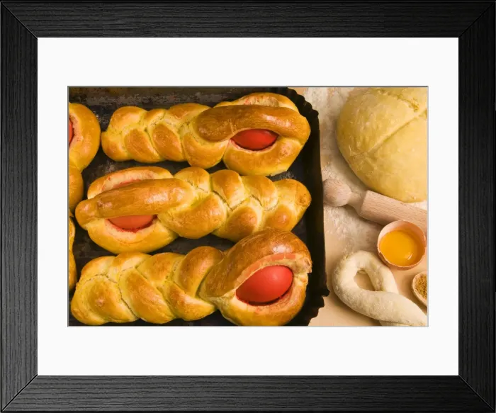 Framed Print : Titole, sweet bread with egg, an Italian dish for Easter Day, Friuli-Venezia Giulia Framed Print : Titole, sweet bread with egg, an Italian dish for Easter Day, Friuli-Venezia Giulia