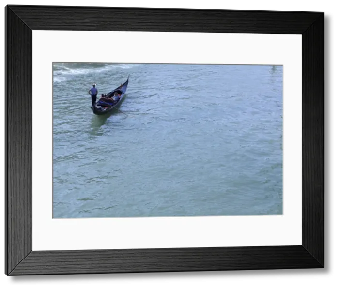 Framed Print : A gondola on the Grand Canal, Venice, UNESCO World Heritage Site, Veneto, Italy, Europe Framed Print : A gondola on the Grand Canal, Venice, UNESCO World Heritage Site, Veneto, Italy, Europe
