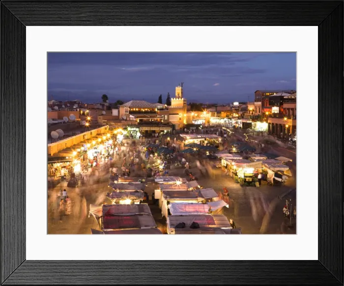 Framed Print : View over Djemaa el Fna at dusk with foodstalls and crowds of people, Marrakech Framed Print : View over Djemaa el Fna at dusk with foodstalls and crowds of people, Marrakech