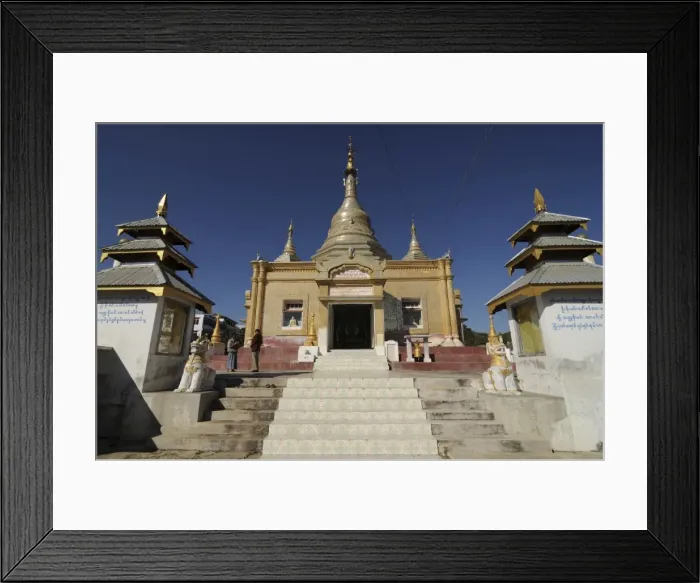 Framed Print : Pagoda in the mountain town of Kalaw, Myanmar, Asia Framed Print : Pagoda in the mountain town of Kalaw, Myanmar, Asia