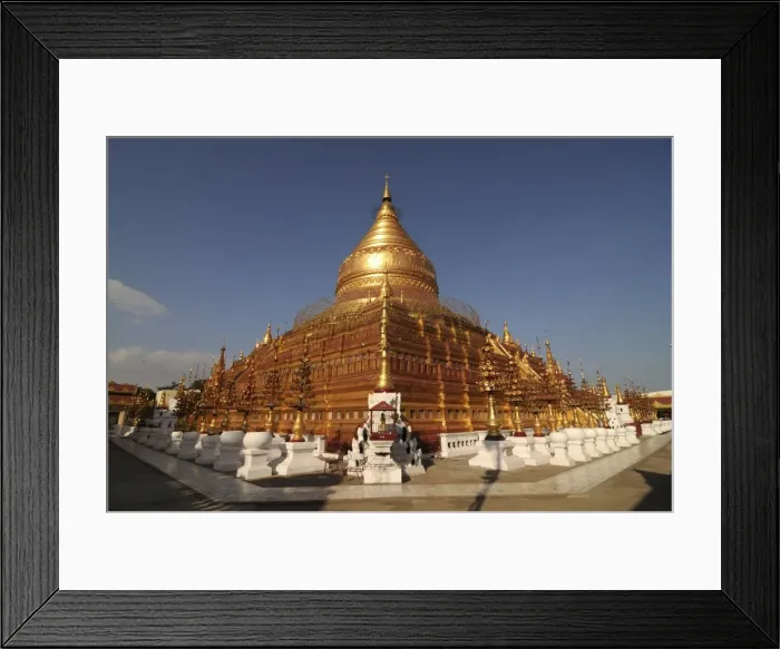 Framed Print : Golden temple, Shwe Zigon, near Bagan, Myanmar, Asia Framed Print : Golden temple, Shwe Zigon, near Bagan, Myanmar, Asia