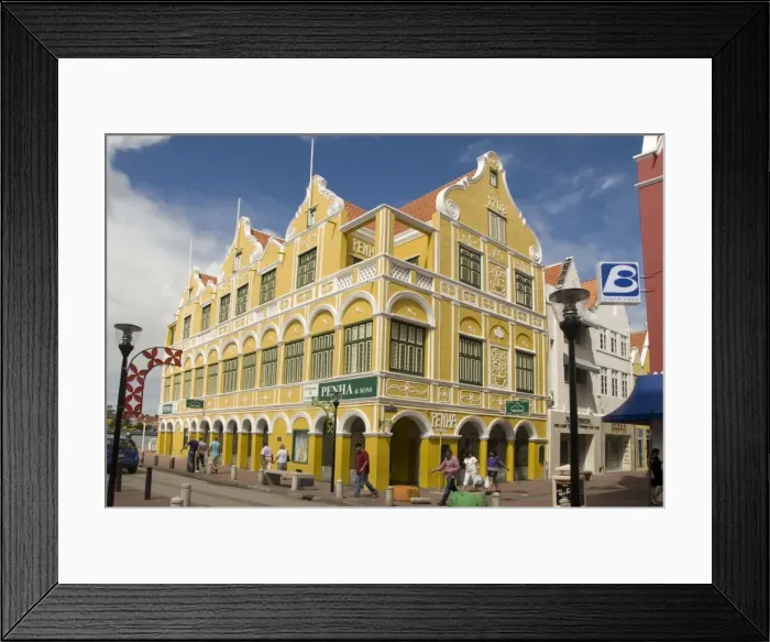 Framed Print : Dutch style buildings in the Punda central district, Willemstad, Curacao (Dutch Antilles) Framed Print : Dutch style buildings in the Punda central district, Willemstad, Curacao (Dutch Antilles)