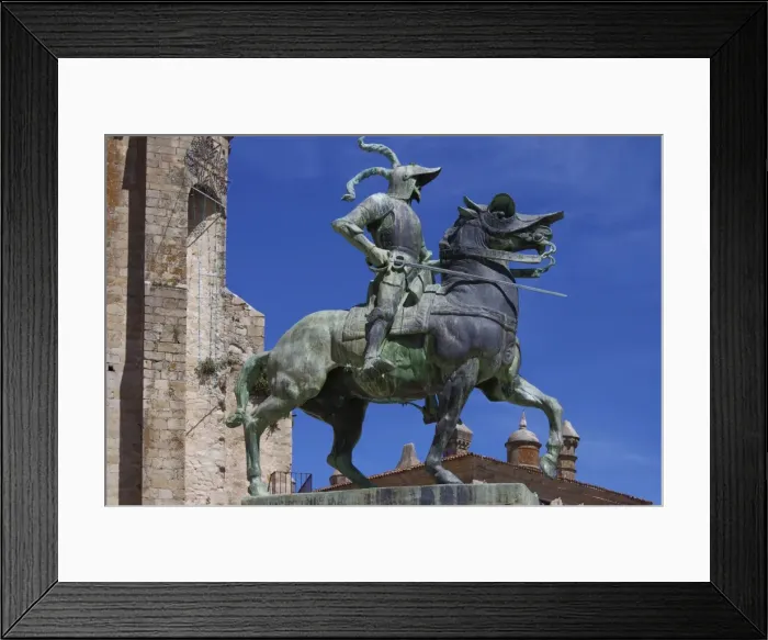 Framed Print : Statue of Francisco Pizarro, Plaza Mayor, Trujillo, Extremadura, Spain, Europe Framed Print : Statue of Francisco Pizarro, Plaza Mayor, Trujillo, Extremadura, Spain, Europe