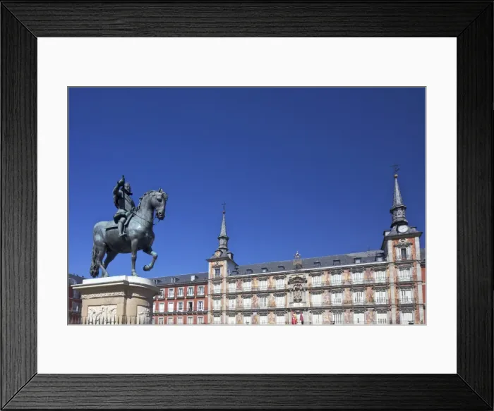 Framed Print : Casa Panaderia and statue of Felipe III on a horse, Plaza Mayor, Madrid, Spain, Europe Framed Print : Casa Panaderia and statue of Felipe III on a horse, Plaza Mayor, Madrid, Spain, Europe
