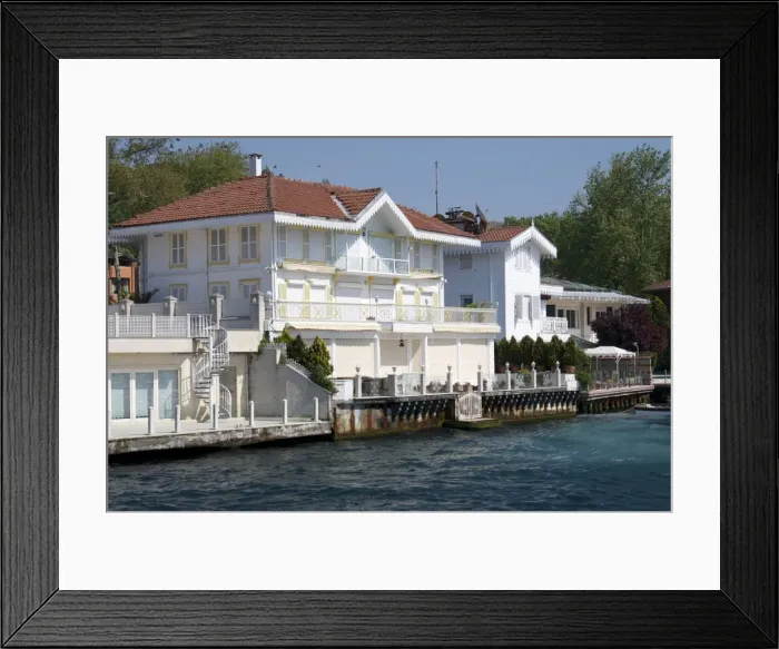 Framed Print : Houses on The Bosporus, Istanbul, Turkey, Europe Framed Print : Houses on The Bosporus, Istanbul, Turkey, Europe