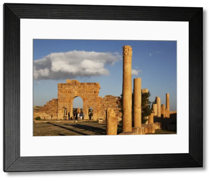 Framed Print : Columns of the Capitol and Arch of Antoninus Pius in the Forum, Roman ruins of Sbeitla Framed Print : Columns of the Capitol and Arch of Antoninus Pius in the Forum, Roman ruins of Sbeitla