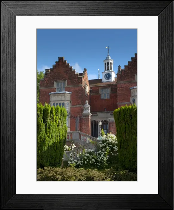 Framed Print : The Old School Building, Harrow School, Harrow on the Hill, Middlesex, England Framed Print : The Old School Building, Harrow School, Harrow on the Hill, Middlesex, England